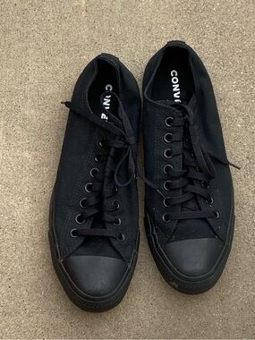 Converse All Star Unisex Men's Size 9 Women 11 US Black Sneakers